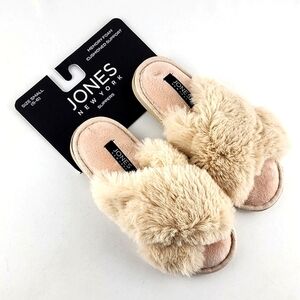 Jones New York Women Plush Slippers Slip On Beige  Faux Fur Crossband Size 5 - 6